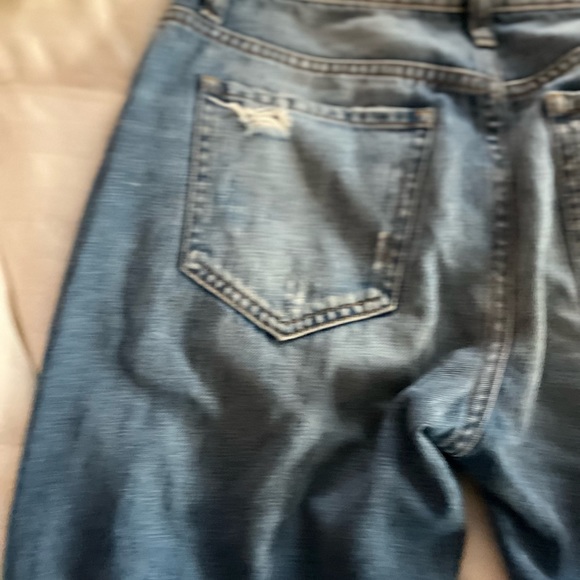 Ei8ht Dreams Size 25 Embroidered Distressed
Denim. - Picture 6 of 10